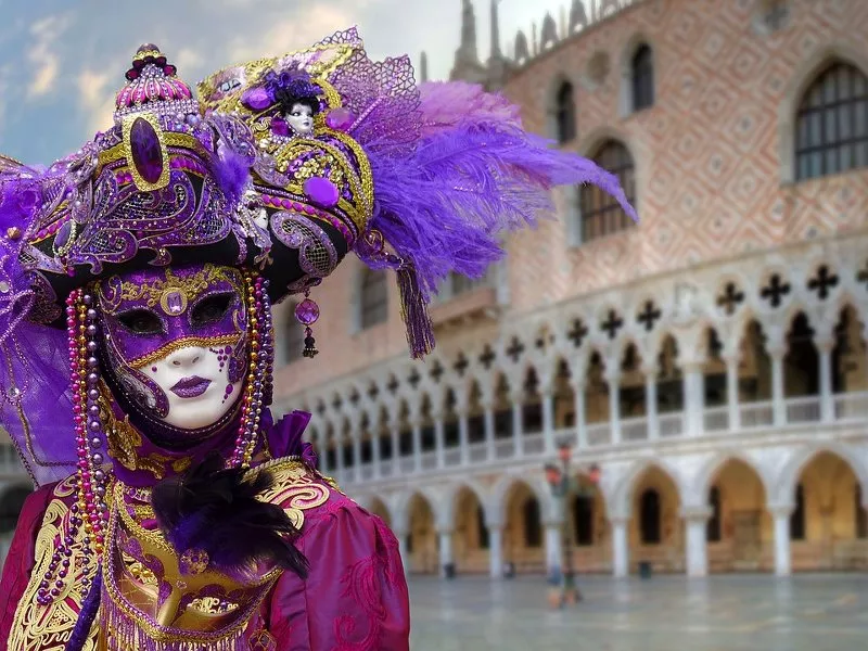 venice carnival tips.jpg